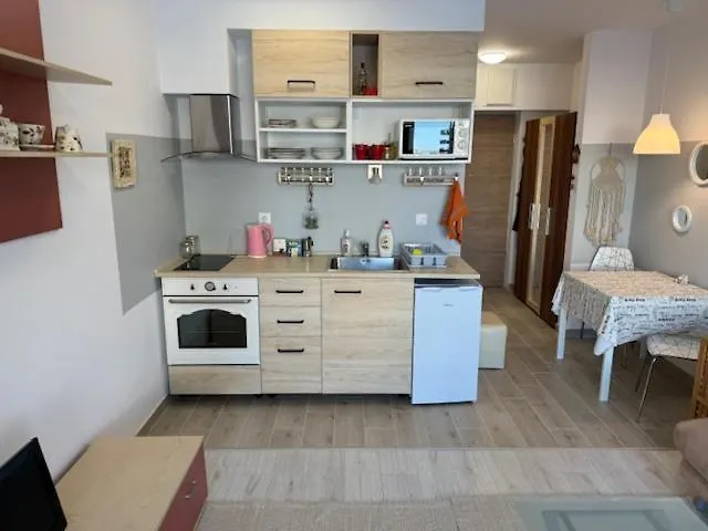 Luxury Cordia Apartment With Free Parking Budapesta