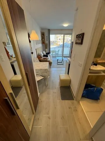 Luxury Cordia Apartment With Free Parking Budapest